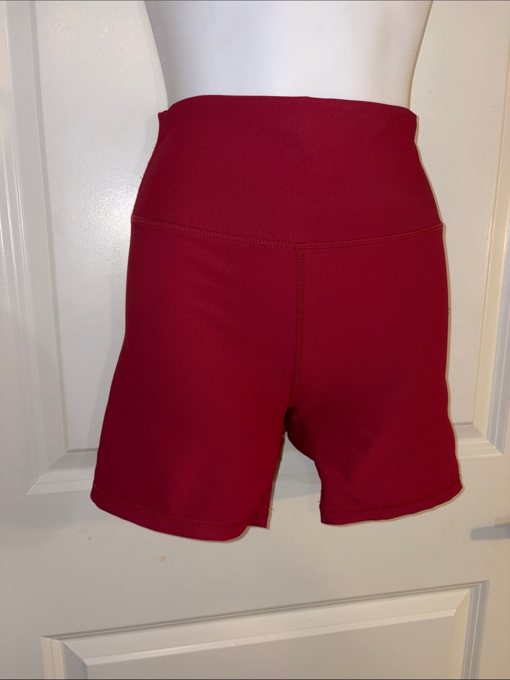 Wilo the Label || High-Waist Red Women’s Active Shorts